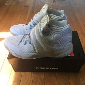 Nike Kyrie 2